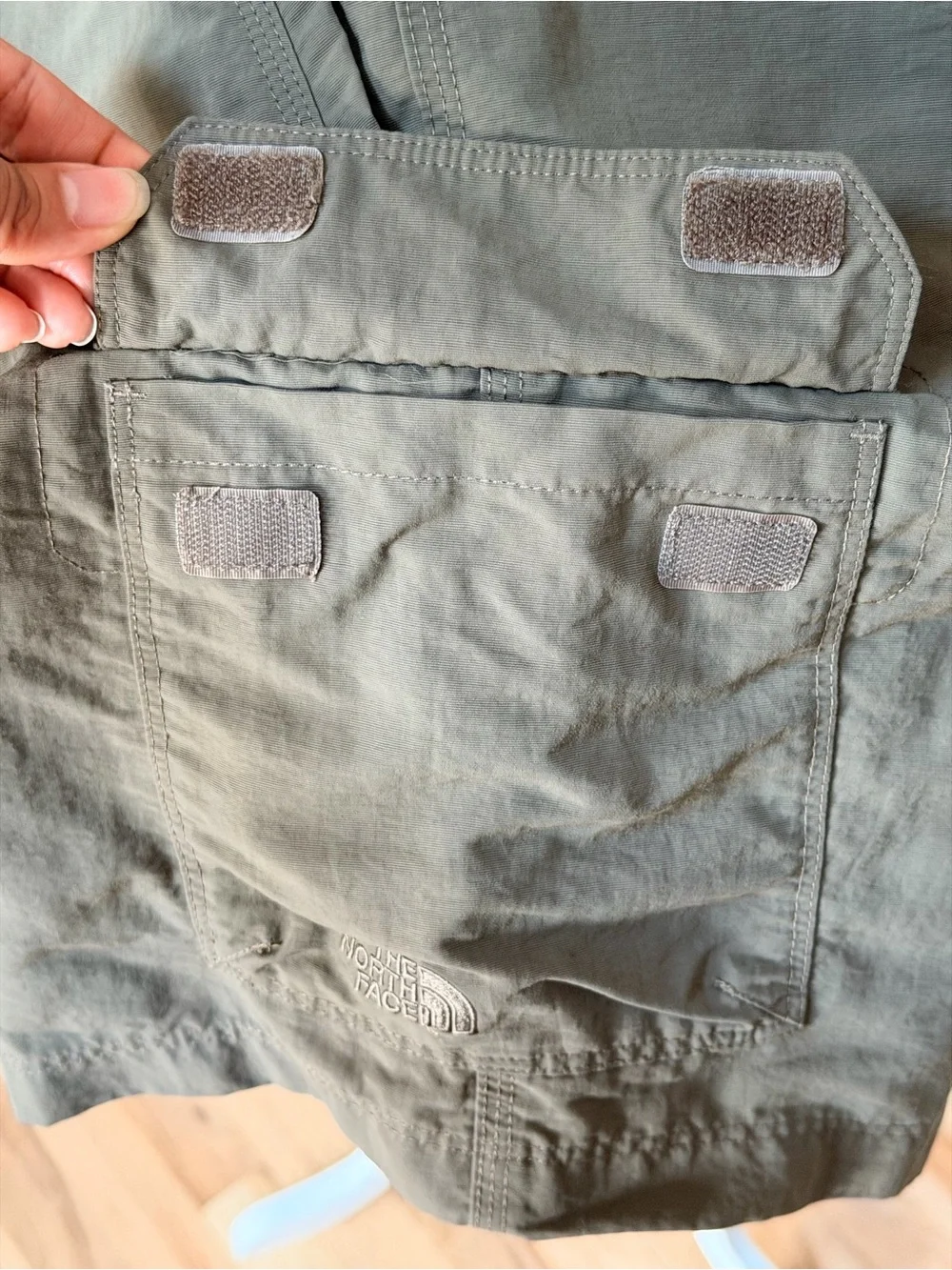 The North Face Men's Khaki Cargo Hiking Shorts Size 30